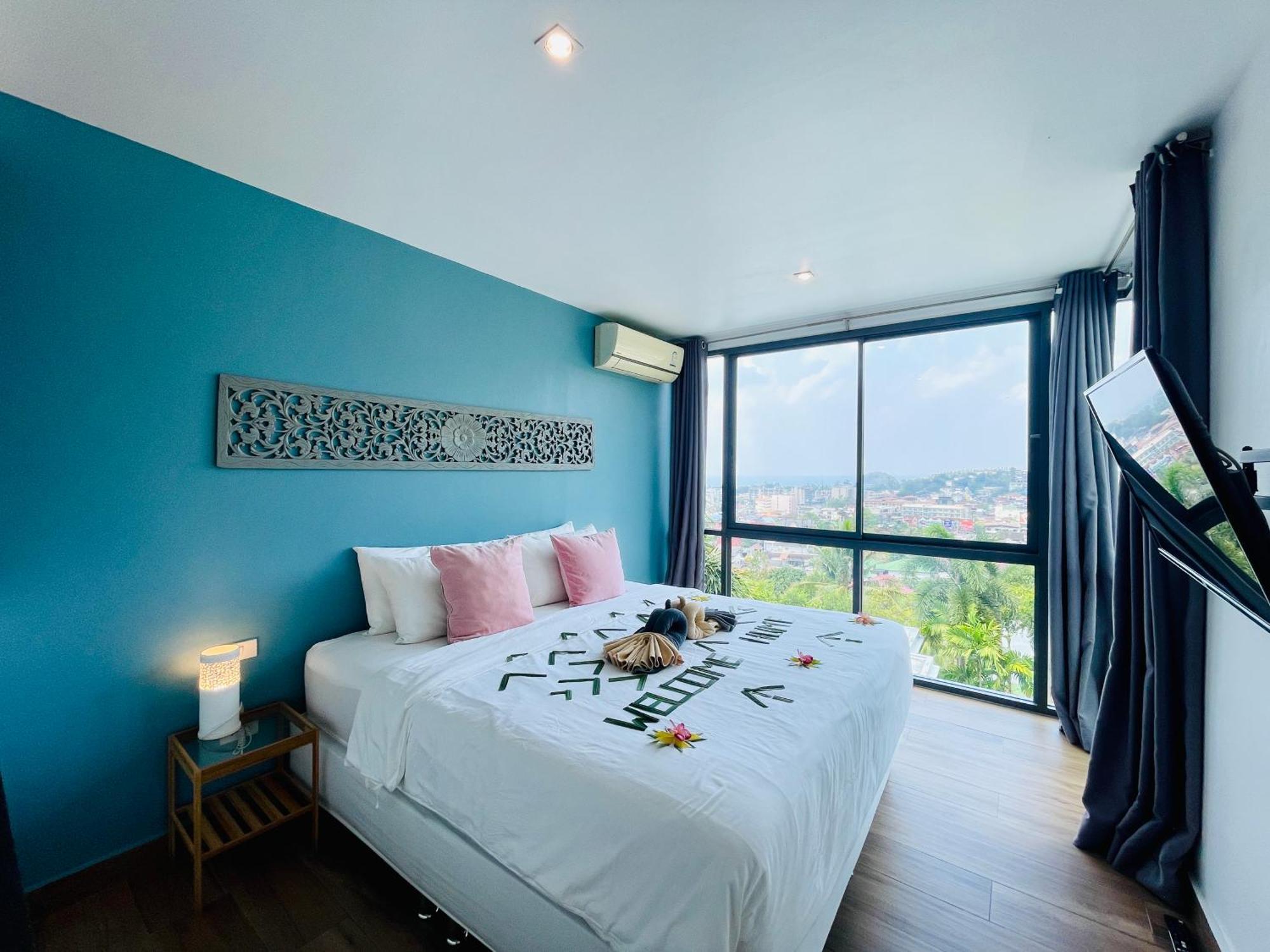 Baan Saint-Tropez Seaview Villas Kata Beach Exterior photo